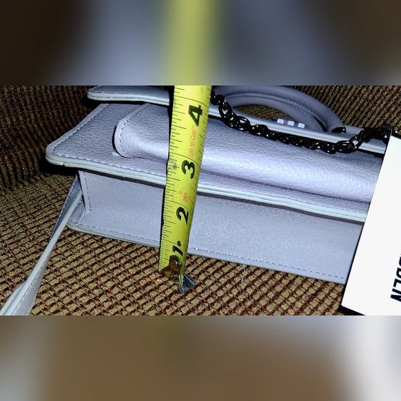 Steve Madden Galactic Lilac Compact Handbag With Chain Accent - Picture 10 of 13